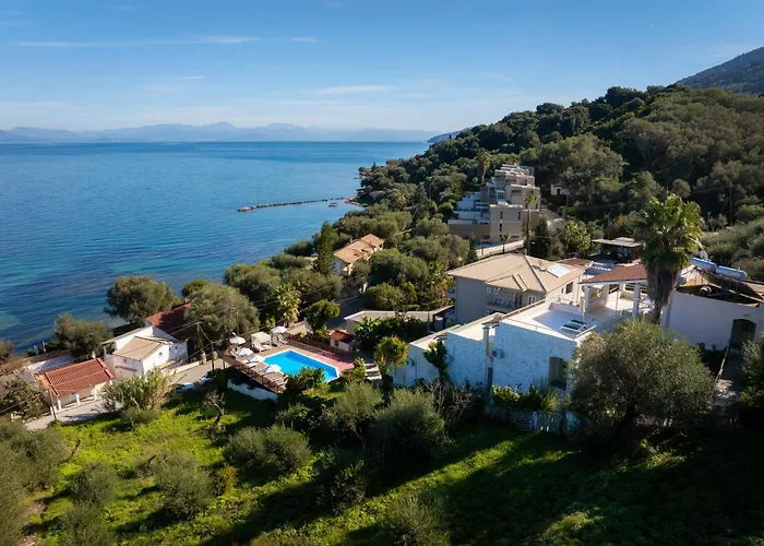 Maison d'hôtes Aether - Seaview Collection Corfu Mesongí